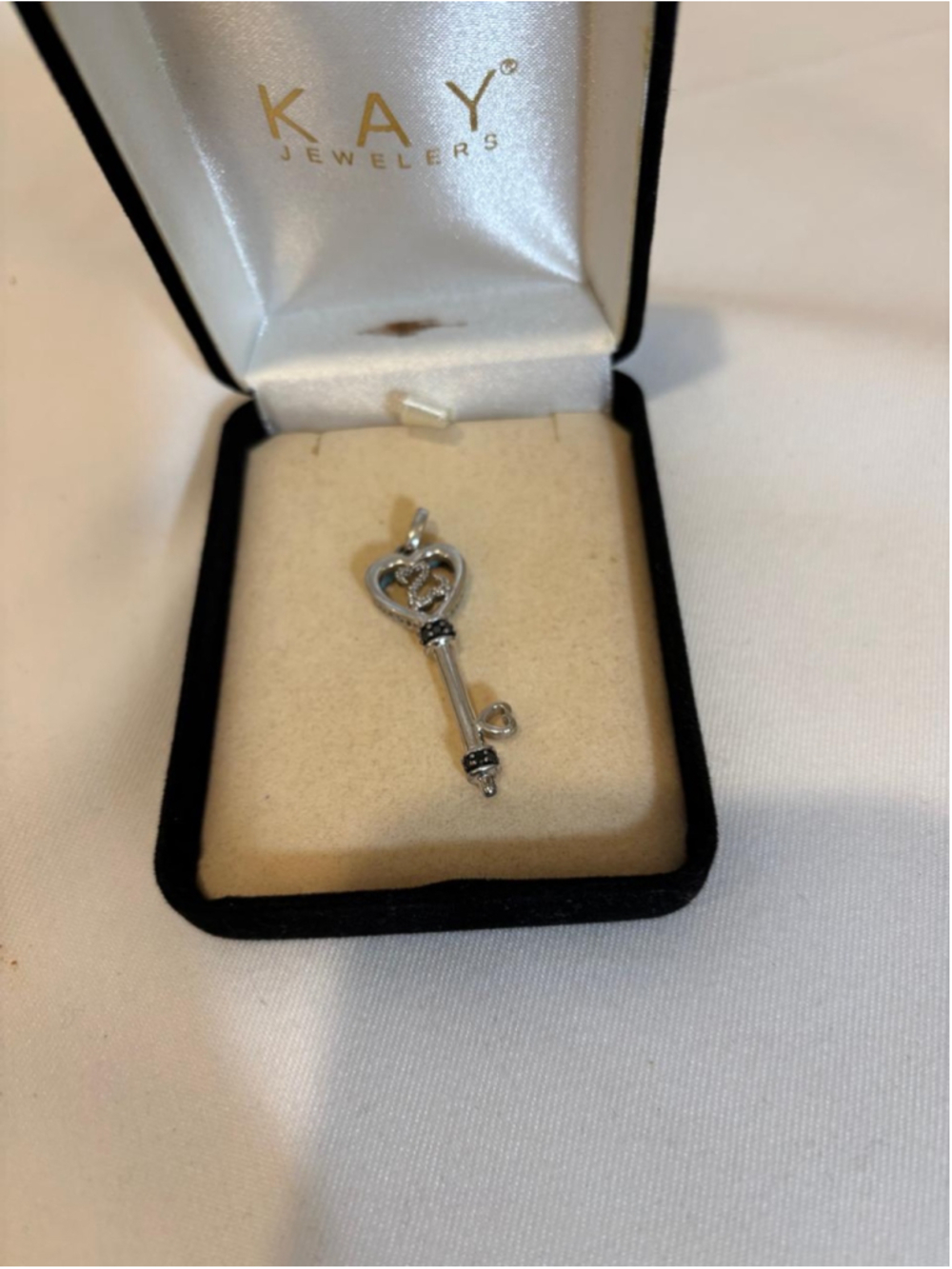 Women's Kay Jewelers Silver & Black Heart Key Pendant Necklace One Size
